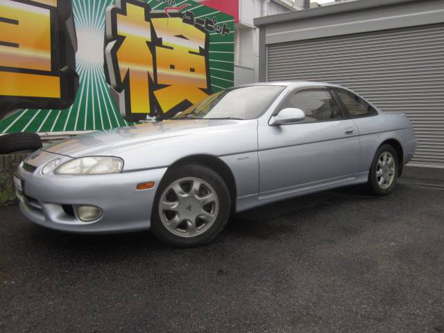 メイン写真_バスク中古車08